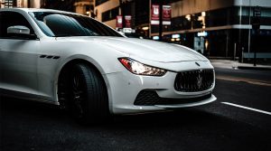 注目の画像 スの高級車たち 300x167 - 注目の画像-スの高級車たち